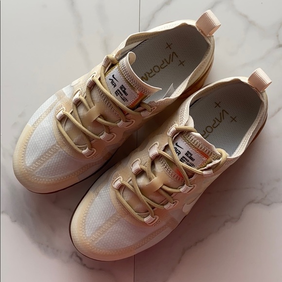 NWT Nike Air Vapormax - Picture 3 of 9